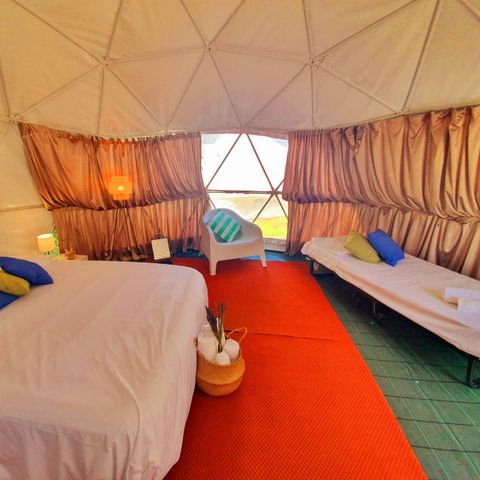 HÉBERGEMENT INSOLITE 4 personnes - DOME TENT