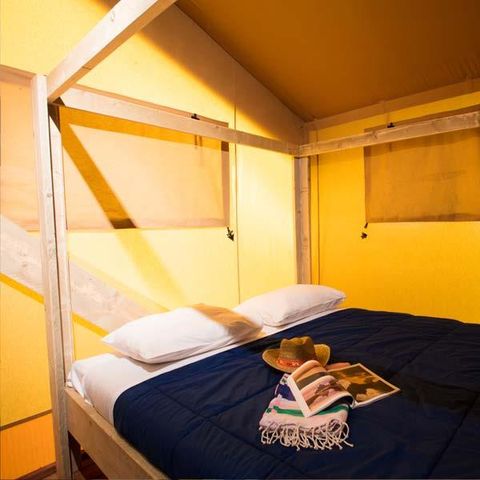 TENDA IN TELA E LEGNO 8 persone - ECOLUXE - 3 camere da letto