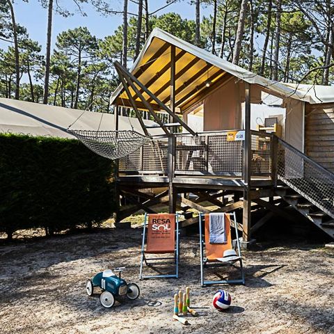 CANVAS AND WOOD TENT 5 people - CABANE on stilts