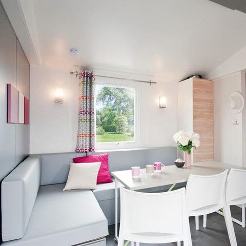 MOBILHEIM 6 Personen - PREMIUMRAUM- 32m2 Klimaanlage und TV - Blick auf das Becken