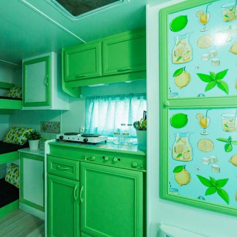 CARAVAN 5 people - Verde Mint, without sanitary facilities