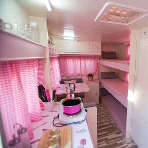 CARAVAN 5 people - Rosa Colorete without sanitary facilities