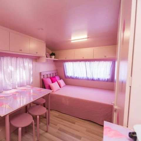 CARAVANE 4 personnes - Rosa Capricho, sans sanitaires