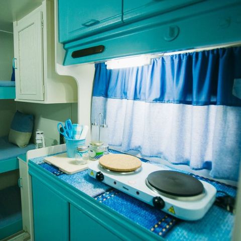 CARAVAN 5 people - Azul Denim, without sanitary facilities