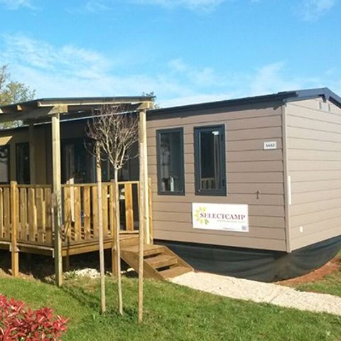 STACARAVAN 6 personen - Mobile-home | Comfort XL | 3 slaapkamers | 6 pers. | Verhoogd terras | 2 badkamers | Airconditioning.