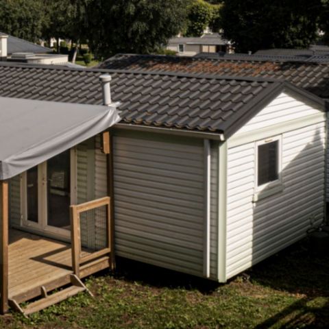 Stacaravan 4 personen - KLASSIEK OVERDEKT TERRAS 27M².