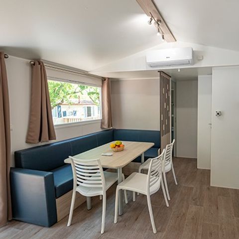 STACARAVAN 6 personen - Comfort | 3 slaapkamers | 6 pers | Klein terras | Airconditioning | TV