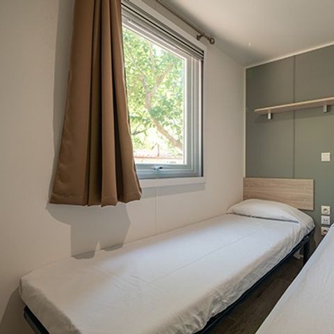 STACARAVAN 6 personen - Comfort | 3 slaapkamers | 6 pers | Klein terras | Airconditioning | TV