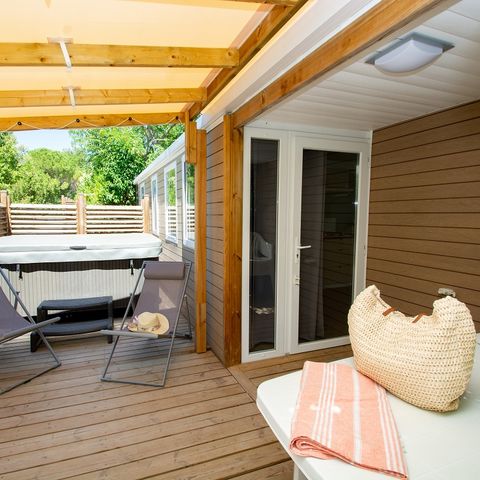 STACARAVAN 6 personen - Vaucluse - 28m² - 3 kamers + Jacuzzi