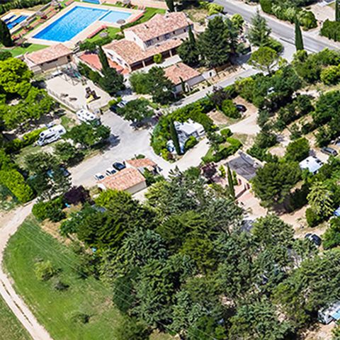 EMPLACEMENT - Forfait 2 personnes (emplacement + voiture + électricité 10 A)