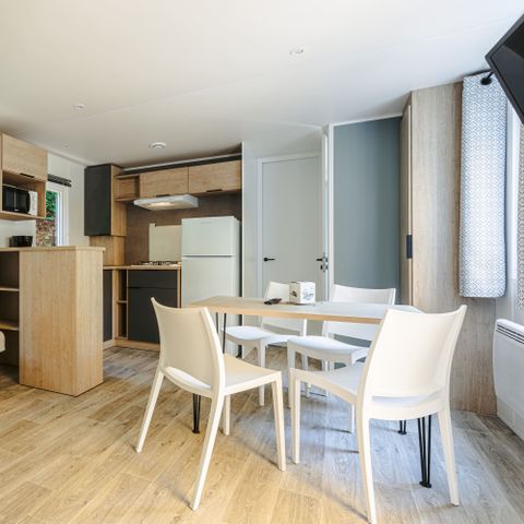 MOBILHOME 5 personnes - Evasion Plus 28.5m² (2 chambres) (- de 8 ans) + TV + Terrasse + Clim + Lave-vaisselle