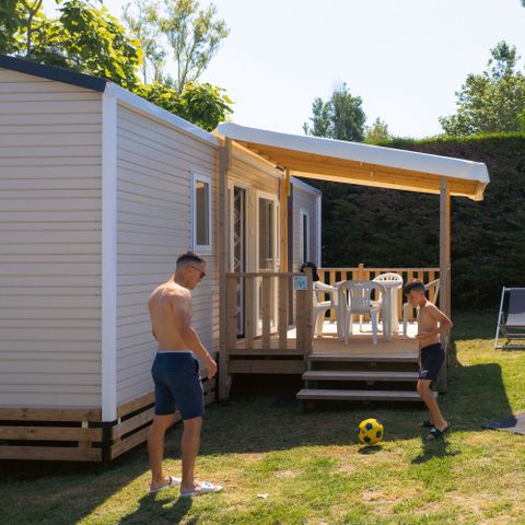 MOBILHOME 5 personnes - Evasion Plus 28.5m² (2 chambres) (- de 8 ans) + TV + Terrasse + Clim + Lave-vaisselle