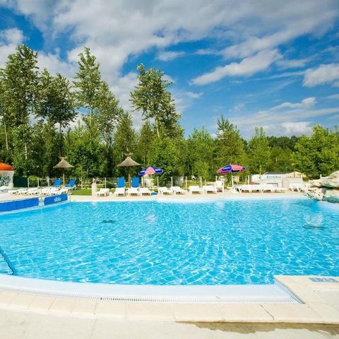 Camping Siblu Domaine de Dugny - Funpass Inclus - Camping Loir-et-Cher