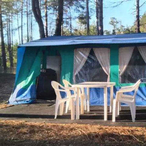 TENT 5 people - 4-Room Navajo Tent sleeps 6 (4 adults + 2 children) Without sanitary facilities