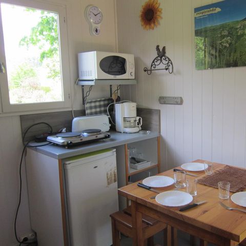 CHALET 2 personnes - CABANON JAUNE sans sanitaires