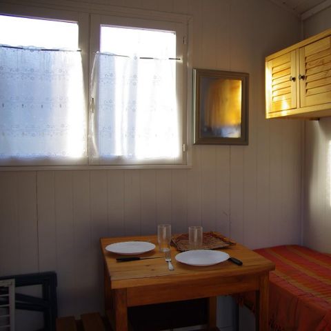 CHALET 1 persona - STANDARD CABANON AZUL sin sanitarios