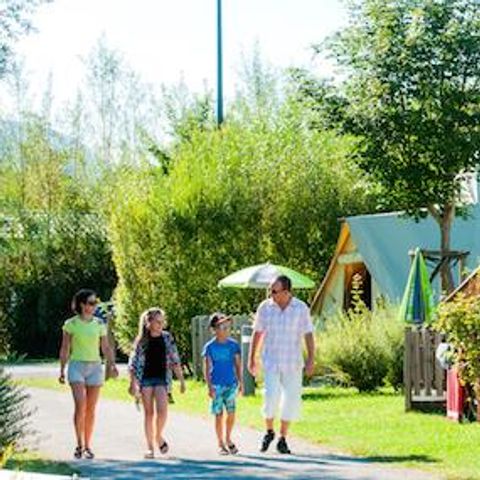 BUNGALOW TOILÉ 4 personnes - LODGE CANADIENNE sans sanitaires