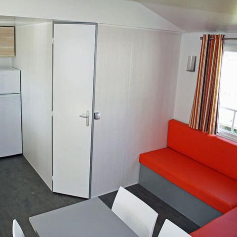 MOBILE HOME 5 people - 2 bedrooms AIR CONDITIONED SPACE