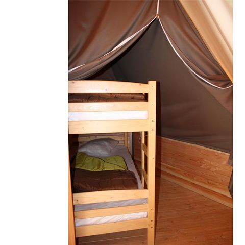 UNUSUAL ACCOMMODATION 6 people - FURNISHED without sanitary facilities