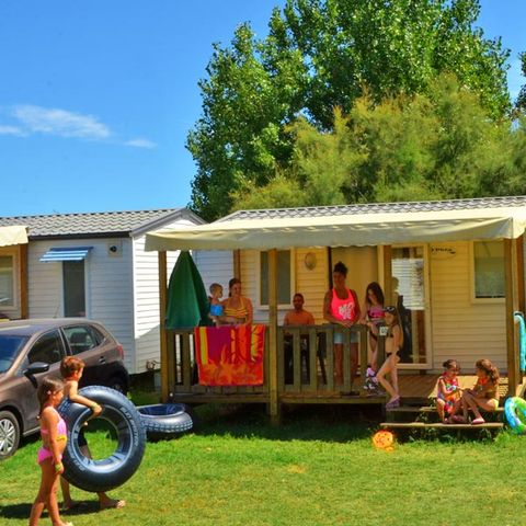 Stacaravan 4 personen - 4 slaapplaatsen 2 slaapkamers