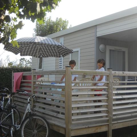 MOBILE HOME 4 people - Comfort 25m² (2 bedrooms) + covered terrace 10m² + TV 4 pers.