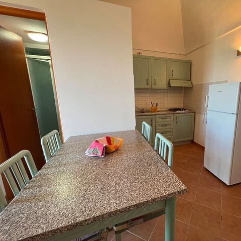 APPARTAMENTO 4 persone - 2 camere con vista mare