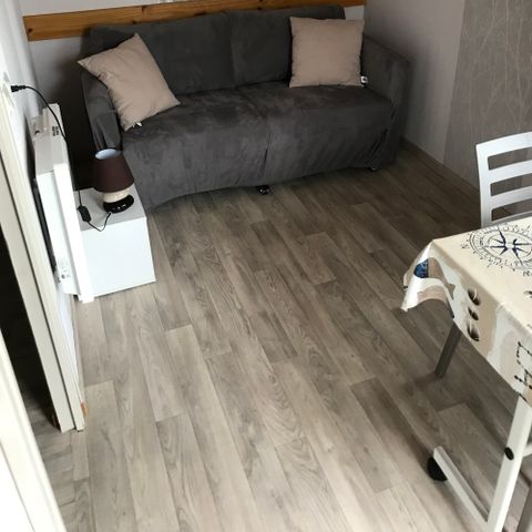 CHALET 2 personnes - 16m² - 1 chambre (sans douche)