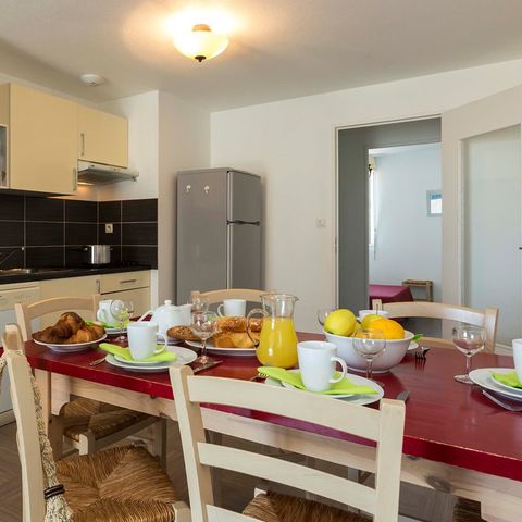 APPARTAMENTO 4 persone - 2 camere 4 pers. vista mare