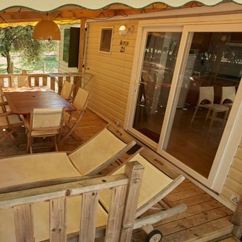 STACARAVAN 6 personen - Stacaravan | Premium | 3 Slaapkamers | 6 Pers | Verhoogd terras | Airconditioning | TV