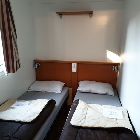 STACARAVAN 6 personen - Stacaravan | Klassiek | 2 Slaapkamers | 4/6 Pers. | Verhoogd terras | Airconditioning.