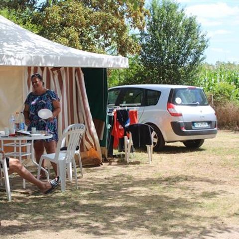 BUNGALOWZELT 5 Personen - Ohne Sanitär