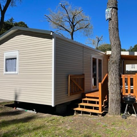 Stacaravan 6 personen - 3 slaapkamers (40m² en meer) vaatwasser en/of wasmachine - 1 badkamer