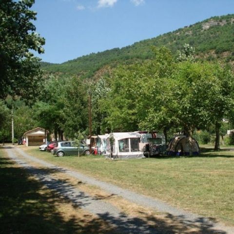 PIAZZOLA - Auto + tenda/roulotte o camper