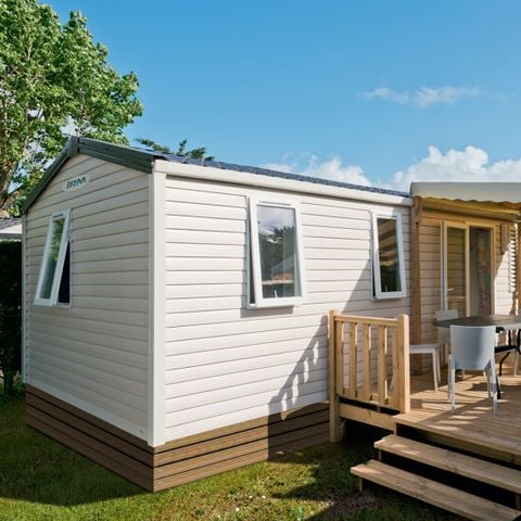 MOBILHOME 6 personnes - Standard 32m² (3 chambres) + TV + Terrasse Couverte - Arrivée Dimanche