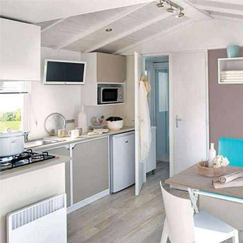 MOBILHOME 4 personnes - Premium | 2 Ch. | 4 Pers. | Terrasse surélevée | Clim. | TV