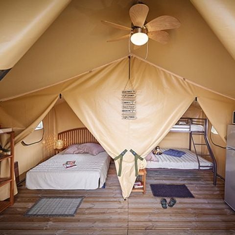 Tent 5 personen - Super Lodge Tent | 2 Slaapkamers | 4/5 Pers. | Geen badkamer