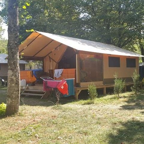 TENTE TOILE ET BOIS 5 personnes - VICTORIA LODGE - sans sanitaires 20 m²