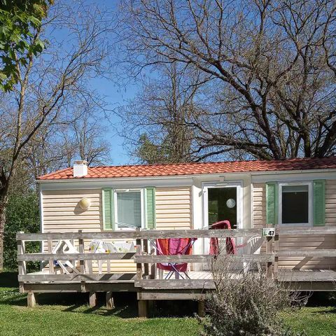 MOBILHOME 6 personnes - mobil home 5/6 personnes, avec sanitaires et tv terrasse non couverte