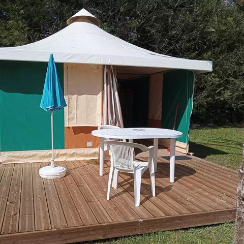 CANVAS AND WOOD TENT 4 people - Bengali tent, sleeps 4, no sanitary facilities