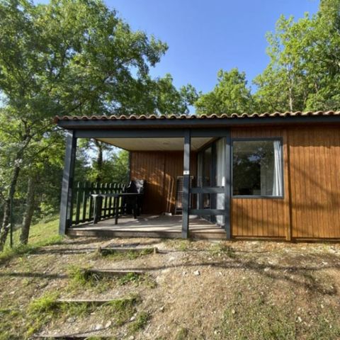 CHALET 5 people - wooden - 2 bedrooms + terrace