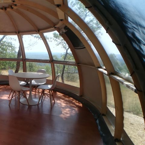 HÉBERGEMENT INSOLITE 4 personnes - DOME PANORAMIQUE - Sans sanitaires