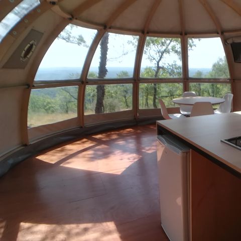 HÉBERGEMENT INSOLITE 4 personnes - DOME PANORAMIQUE - Sans sanitaires