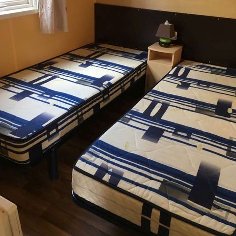 STACARAVAN 4 personen - 089 - 2 slaapkamers - voor 4 personen