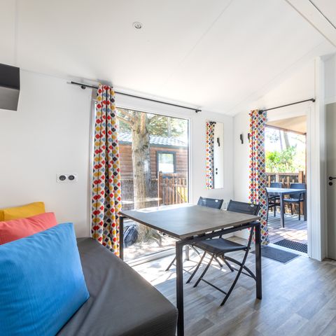 CASA MOBILE 4 persone - MALAGA BOIS 27m² - 2 camere da letto - 4 posti letto, terrazza semi-coperta in legno