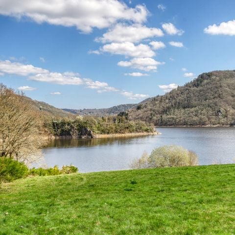 Hameau de Chalets de La Chazotte - Camping Puy-de-Dôme