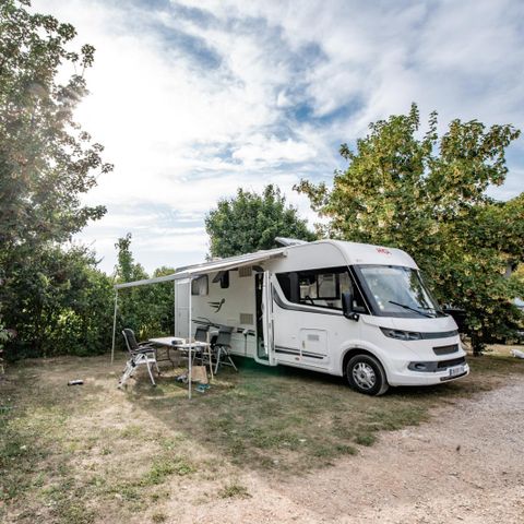 PIAZZOLA - Pacchetto natura (1 tenda, roulotte o camper / 1 auto)