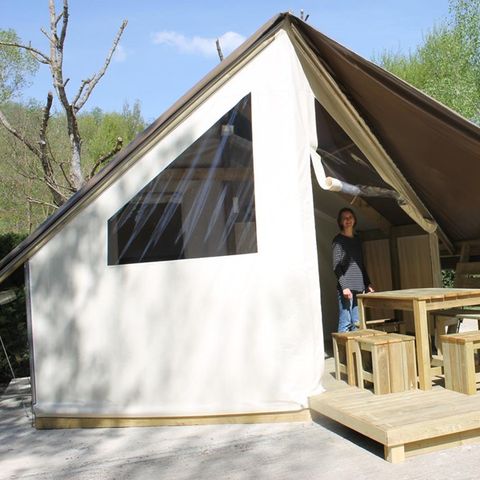 CANVAS AND WOOD TENT 4 people - Ecolodge comfort 21m² (without sanitary facilities)