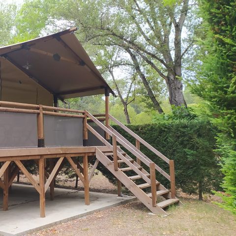 TENDA IN TELA E LEGNO 4 persone - Lodge su palafitte Comfort+ 30m² (senza servizi igienici)