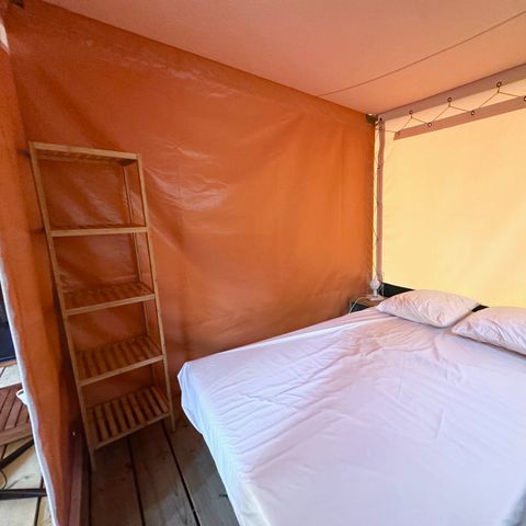 TENT 4 people - without sanitary facilities