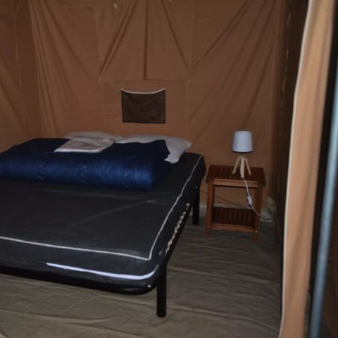 BungalowTent 5 personen - 3 kamers 5 personen zonder sanitair